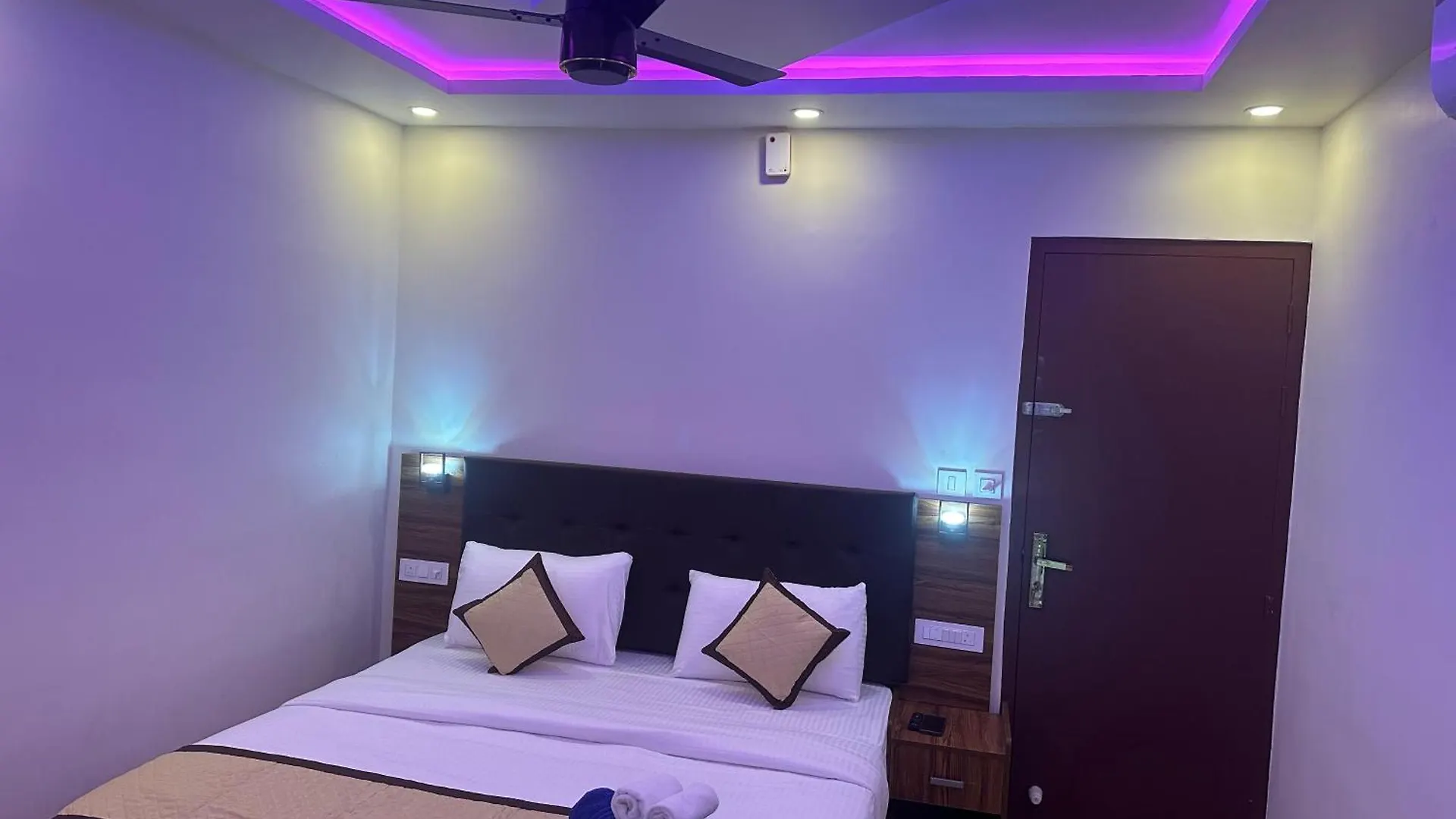 Golden Hills Cottage Mankulam Munnar Viripara 0*,  India